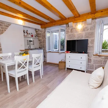 Confluence Apartman
