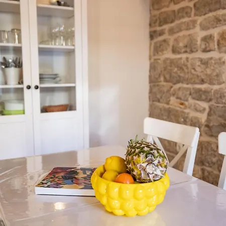 Confluence Apartman Korčula